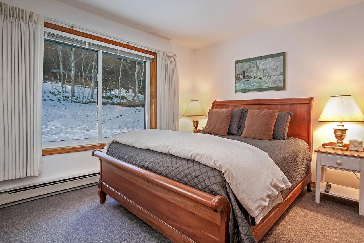 Seasons Four By Snowmass Vacations Apartment Сноумас Вилидж Екстериор снимка